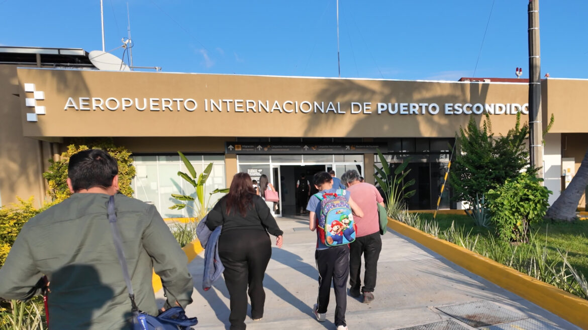 Puerto Escondido Airport Terminal